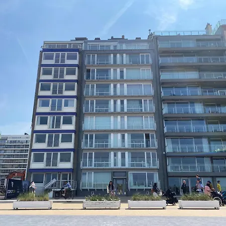 Horizon 0501 Located On The Sea Apartment